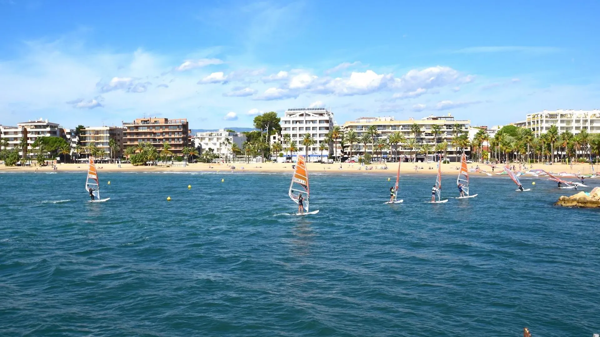 Fmp Maritim Red Coral Apartment Salou 0*,